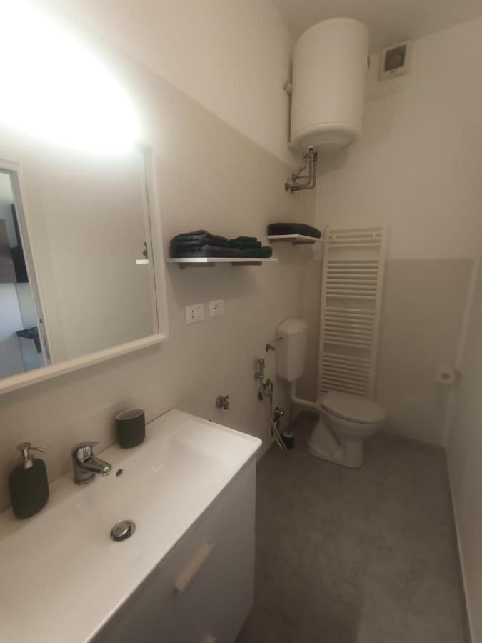 Tiny Bengasi Apartment Τορίνο Εξωτερικό φωτογραφία